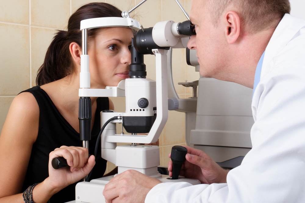How Medical Eye Care Olathe Kansas Supports Lifelong Vision Health for Your Family